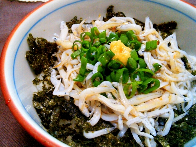 超簡単!シンプルしらす丼♡