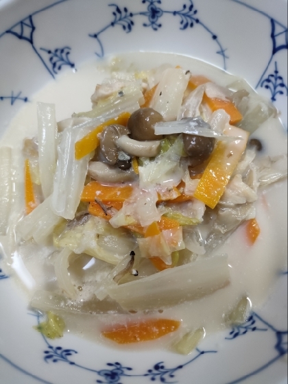 白菜とハムの中華風クリーム煮