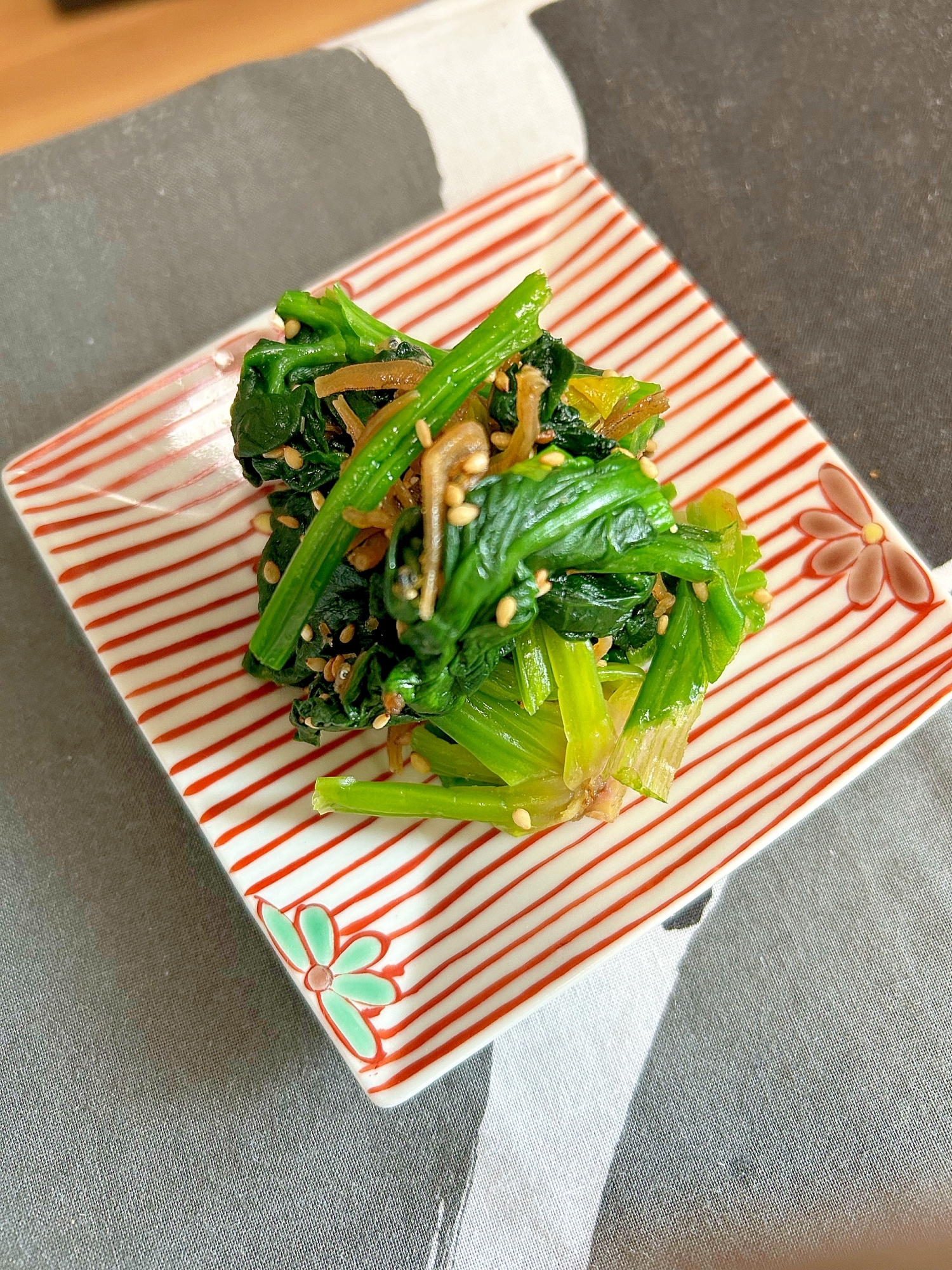 ちぢみほうれん草のゴマあえ★甘くておいしい