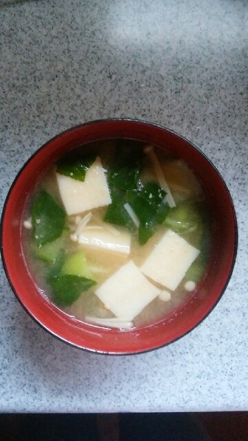 しみ豆腐の味噌汁