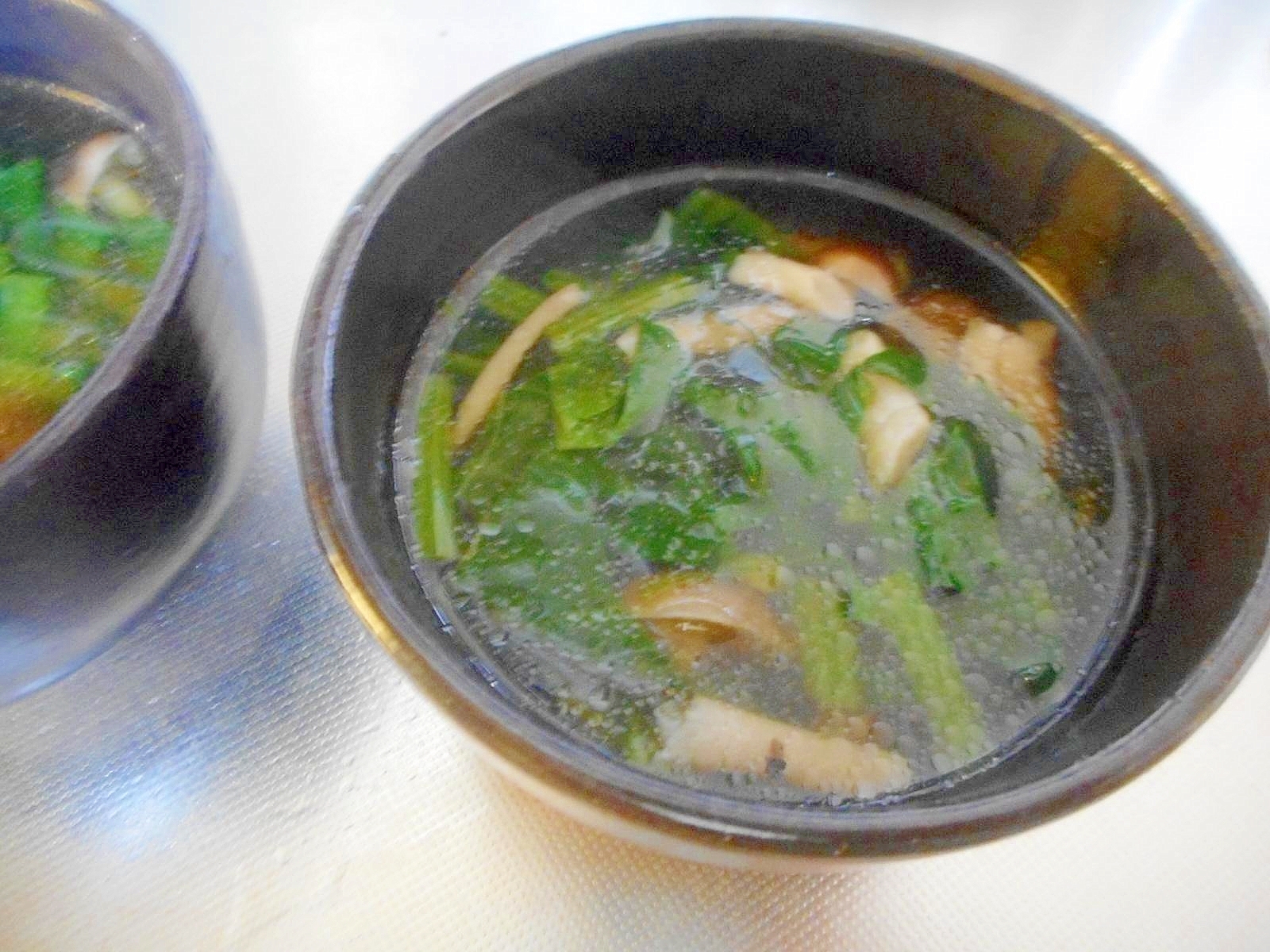 ほうれん草としめじの中華スープ レシピ 作り方 By Mococo05 楽天レシピ