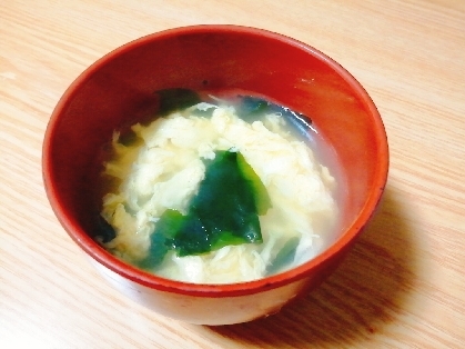 卵とわかめと生姜のスープ