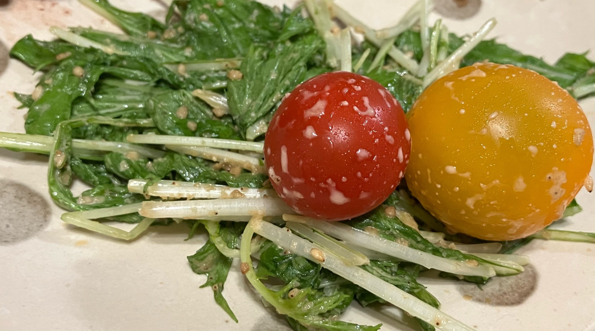 水菜とプチトマトのサラダ⭐