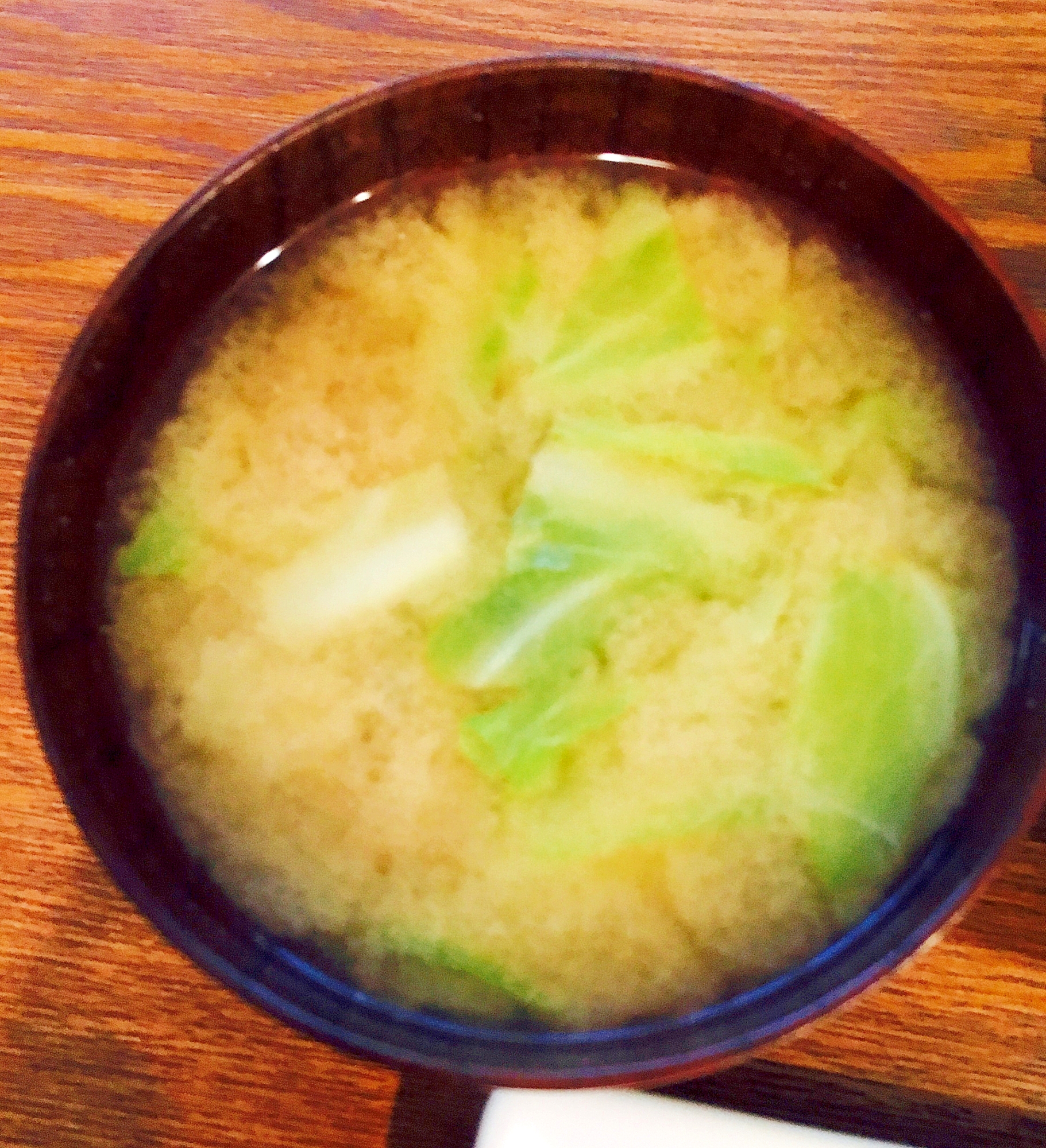 キャベツと茄子の味噌汁