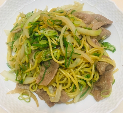 豚肉・ほうれん草で。ネギ塩焼きそば