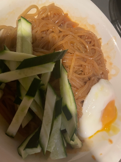 ビビン麺、素麺で手軽に作れます。