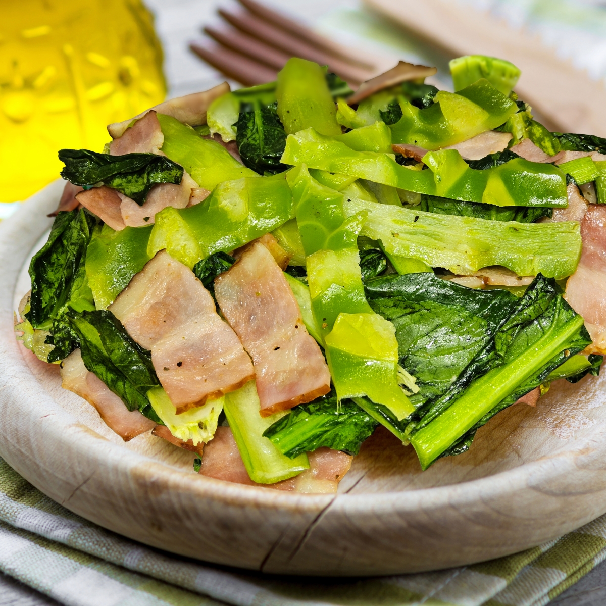 この樹肌（じゅき）何の樹皮？ブロッコリー茎外皮炒め