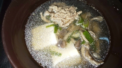 豆腐とひき肉椎茸の中華スープ