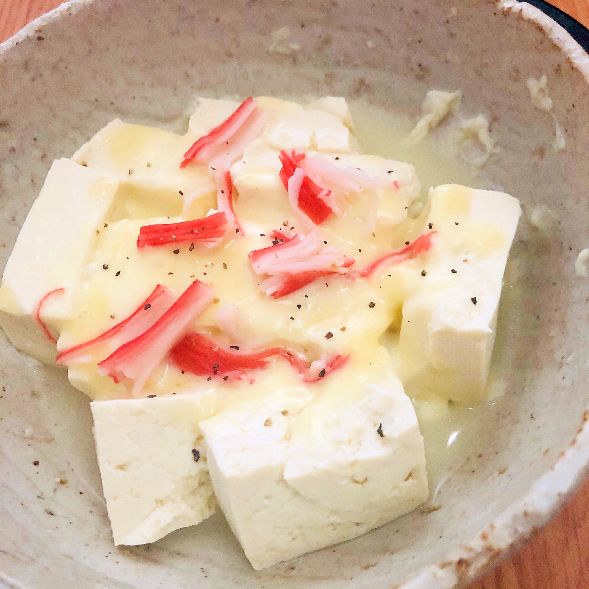 豆腐とカニカマのチーズ焼き