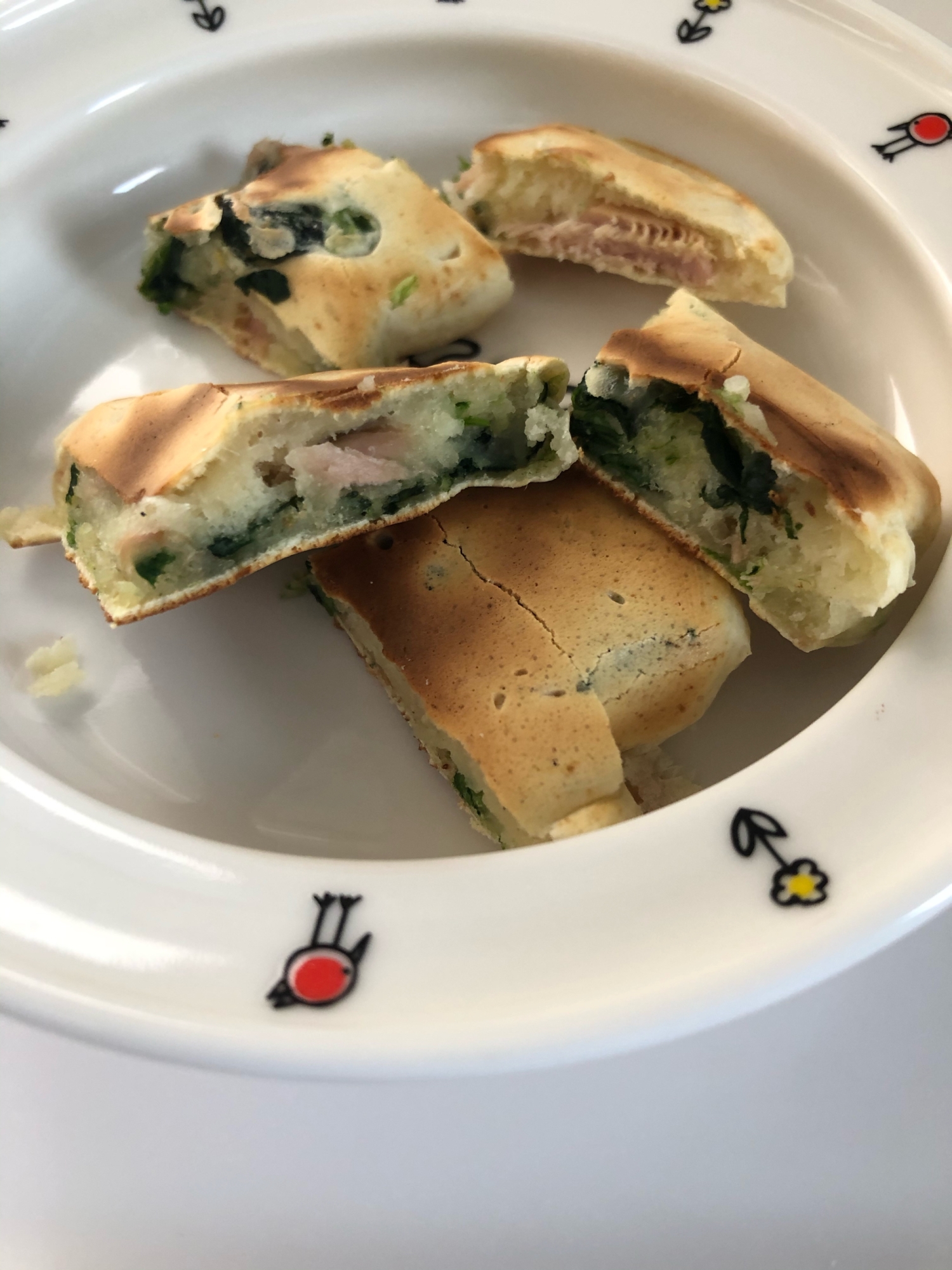 ほうれん草とツナのおやき風 離乳食後期 レシピ 作り方 By ふじっこにー 楽天レシピ ほうれん草とツナのおやき風 離乳食後期 レシピ 作り方 By ふじっこにー 楽天レシピ