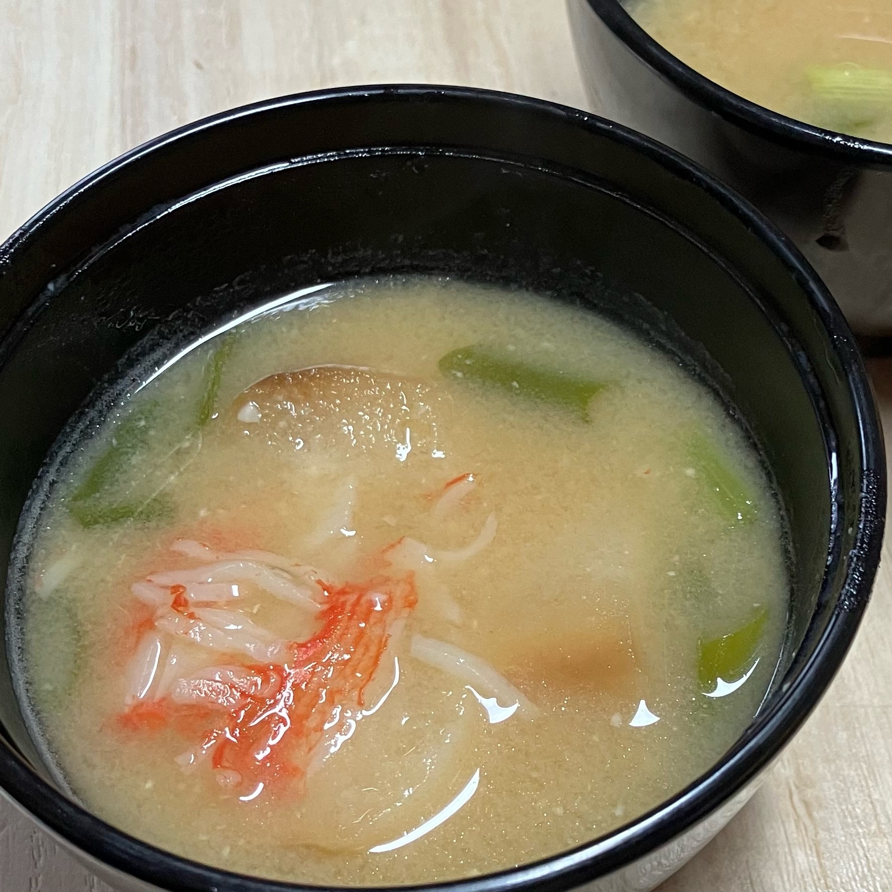 カニカマとお麩の味噌汁