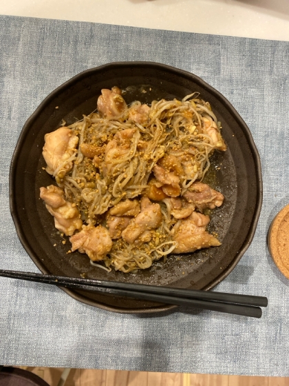 電子レンジで(^^)鶏もも肉ともやしの甘辛蒸し♪