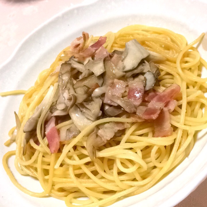 まいたけとベーコンの和風パスタ♪