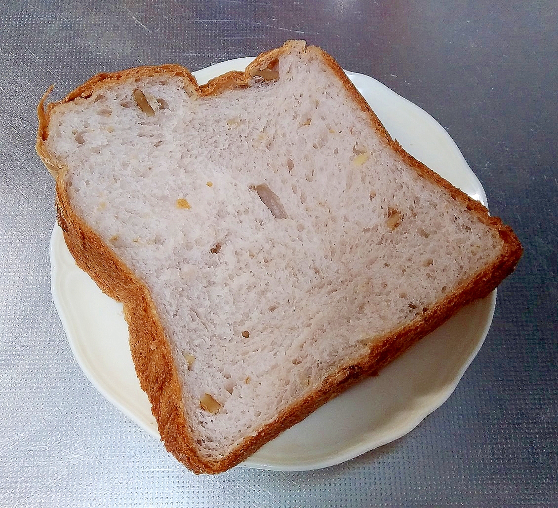 HBで作る、くるみ食パン