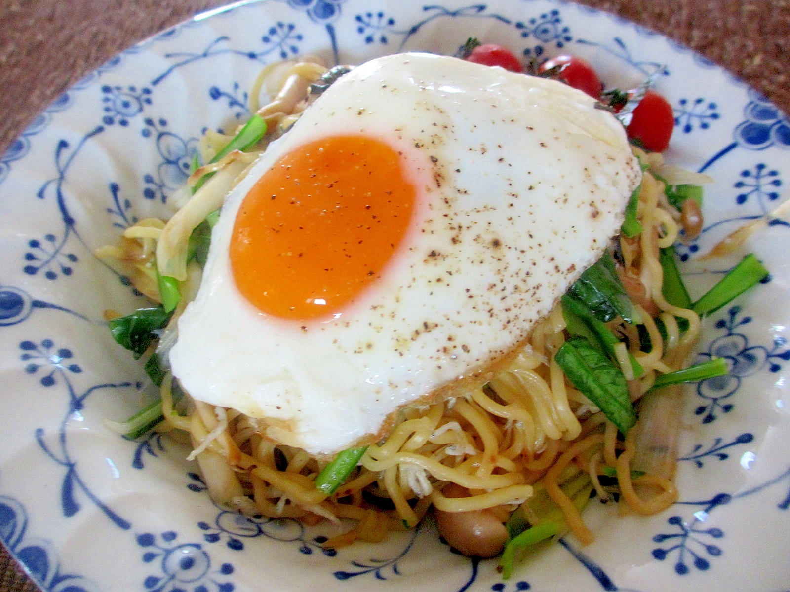 小松菜としらすの醤油焼きそば