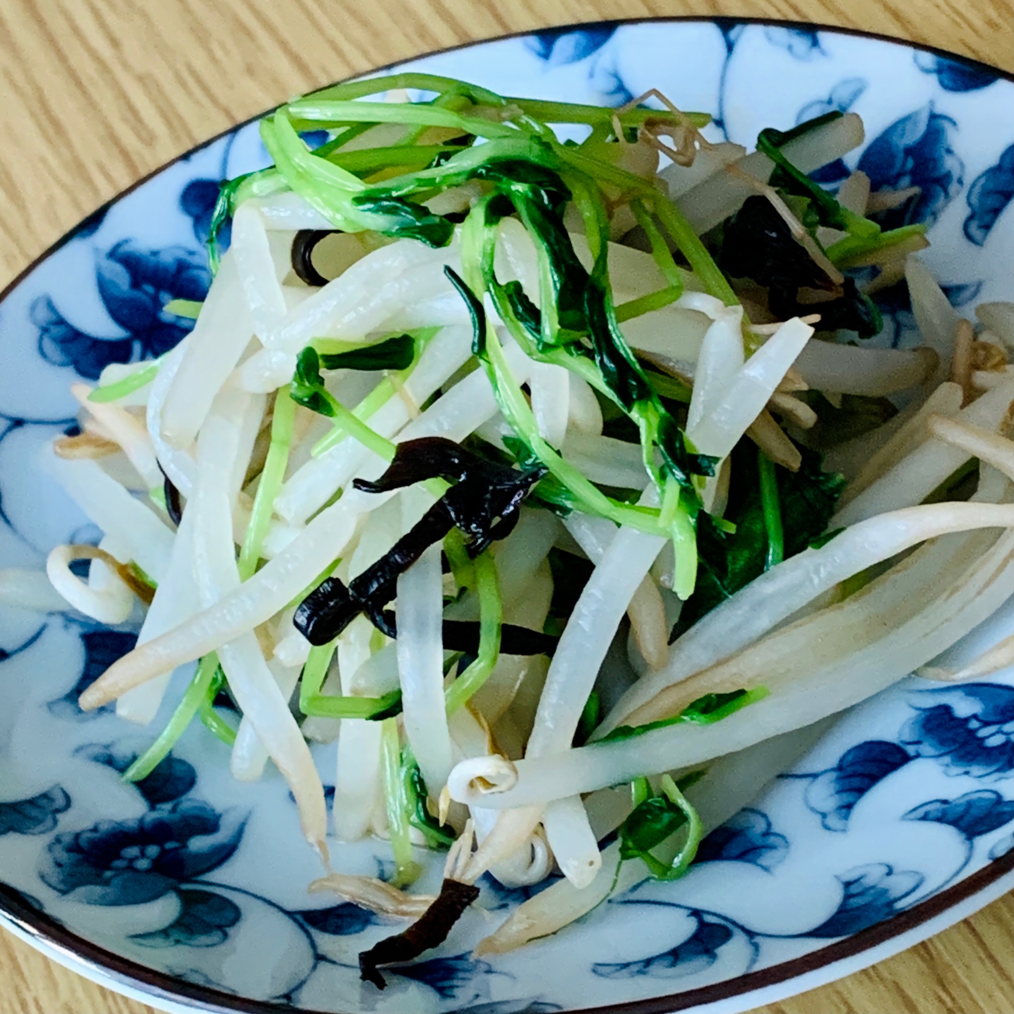 ◆もやしと豆苗の塩昆布炒め◆