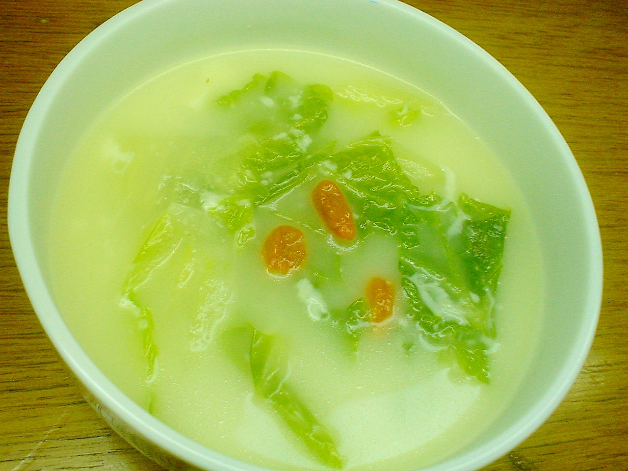 白菜のチーズ風味スープ