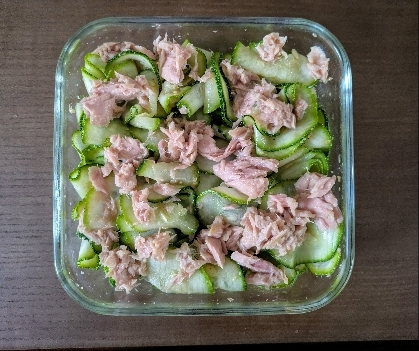 レンジも火も使わない！ズッキーニとツナのナムル