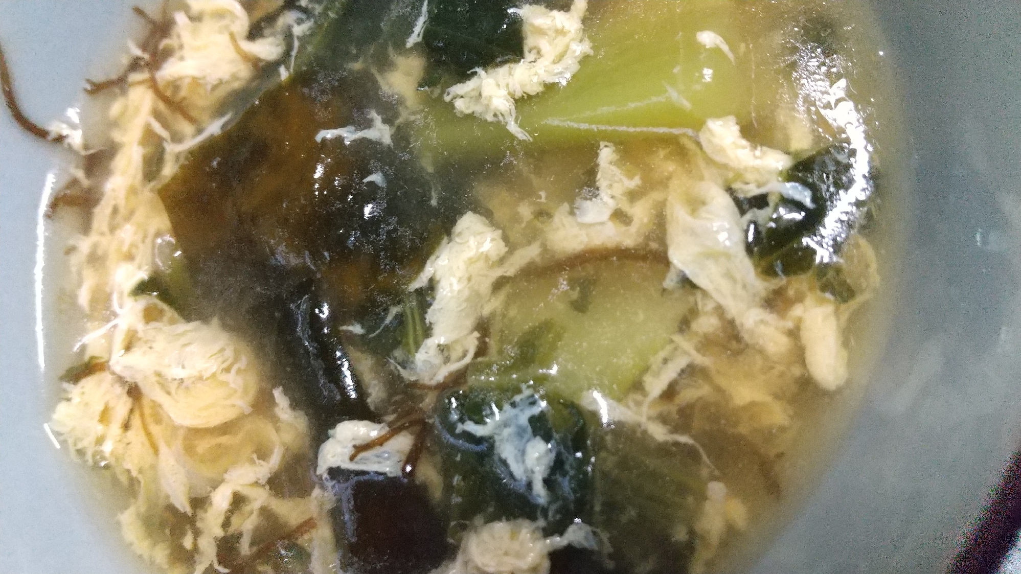 チンゲン菜とわかめのスープ