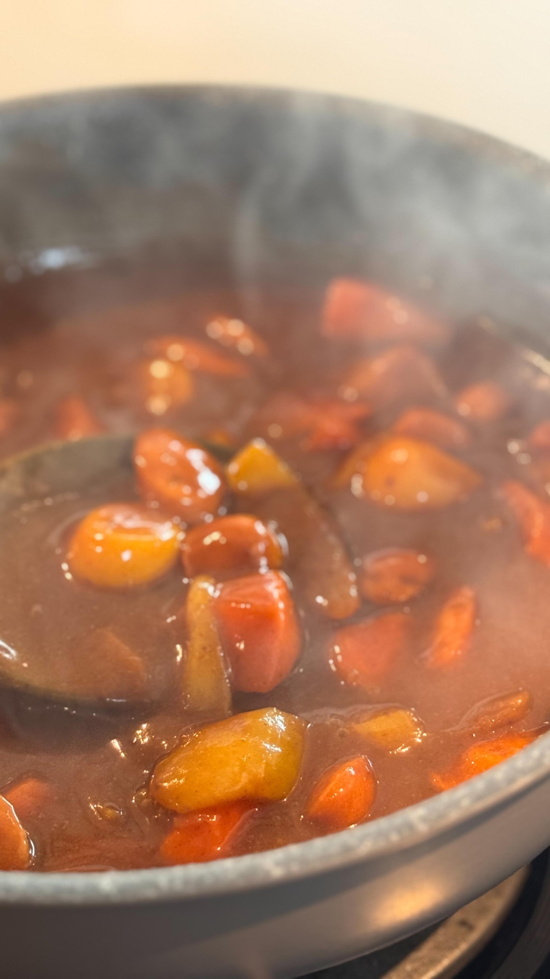 水煮野菜とソーセージでコクあり超時短ゴロゴロカレー