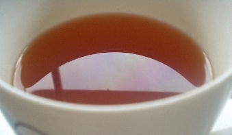 紅茶って砂糖や牛乳は必要なのですが生姜を入れるだけで美味しくなりますよね＾＾ｖ。