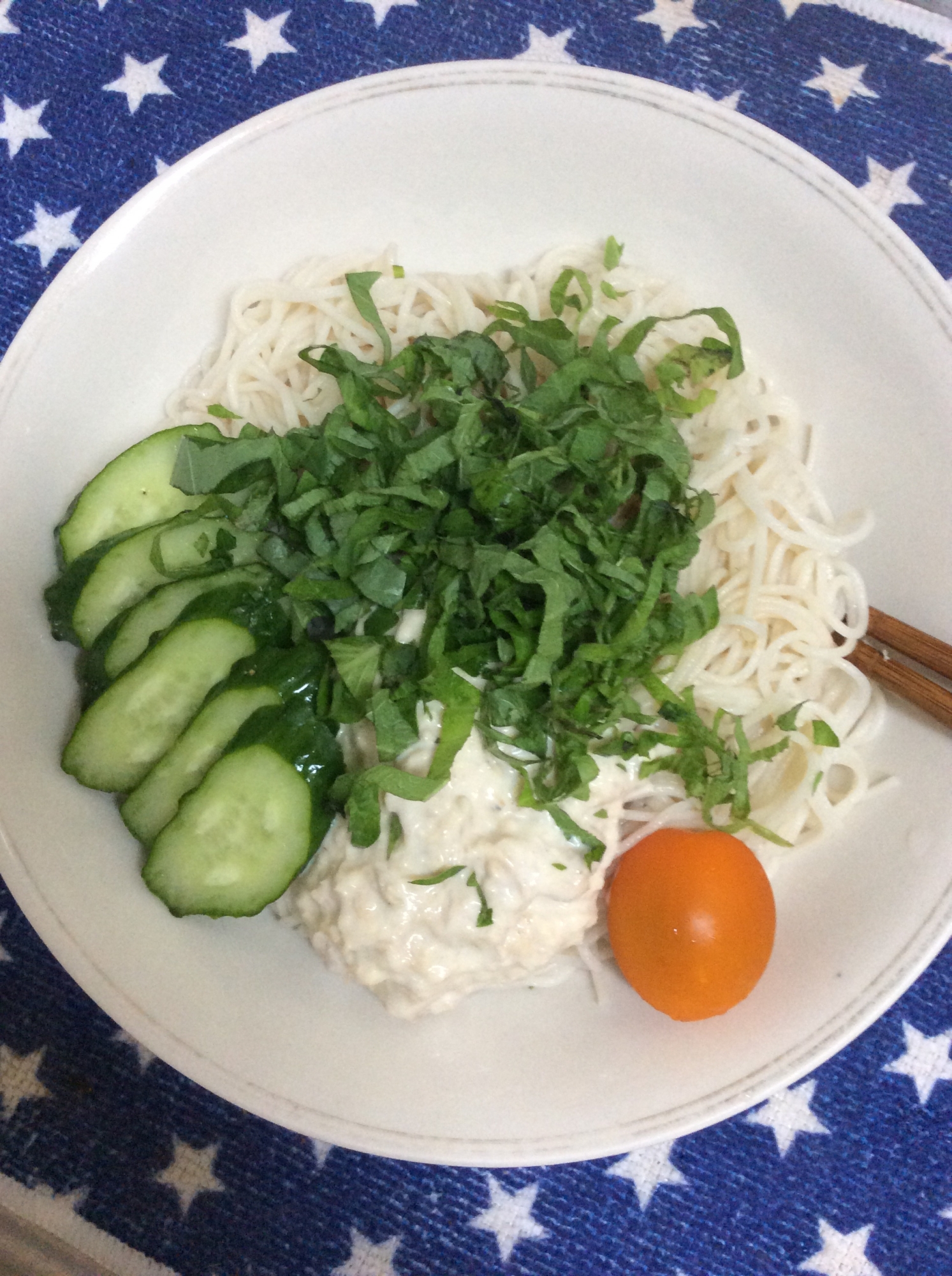 ツナマヨと大葉で♪冷やしサラダそうめん