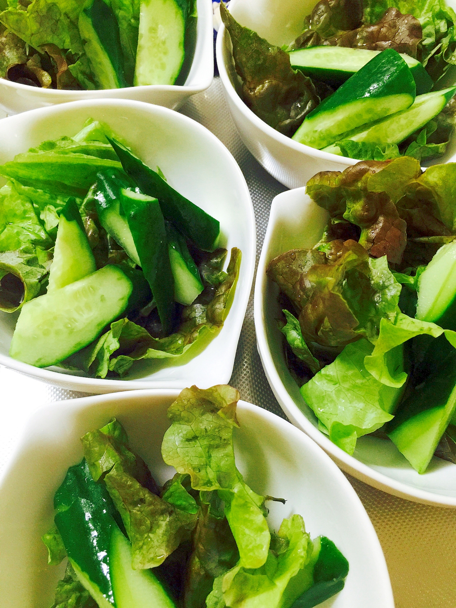 緑いっぱい きゅうりとサニーレタスのグリーンサラダ レシピ 作り方 By Toytoy Saori05 楽天レシピ