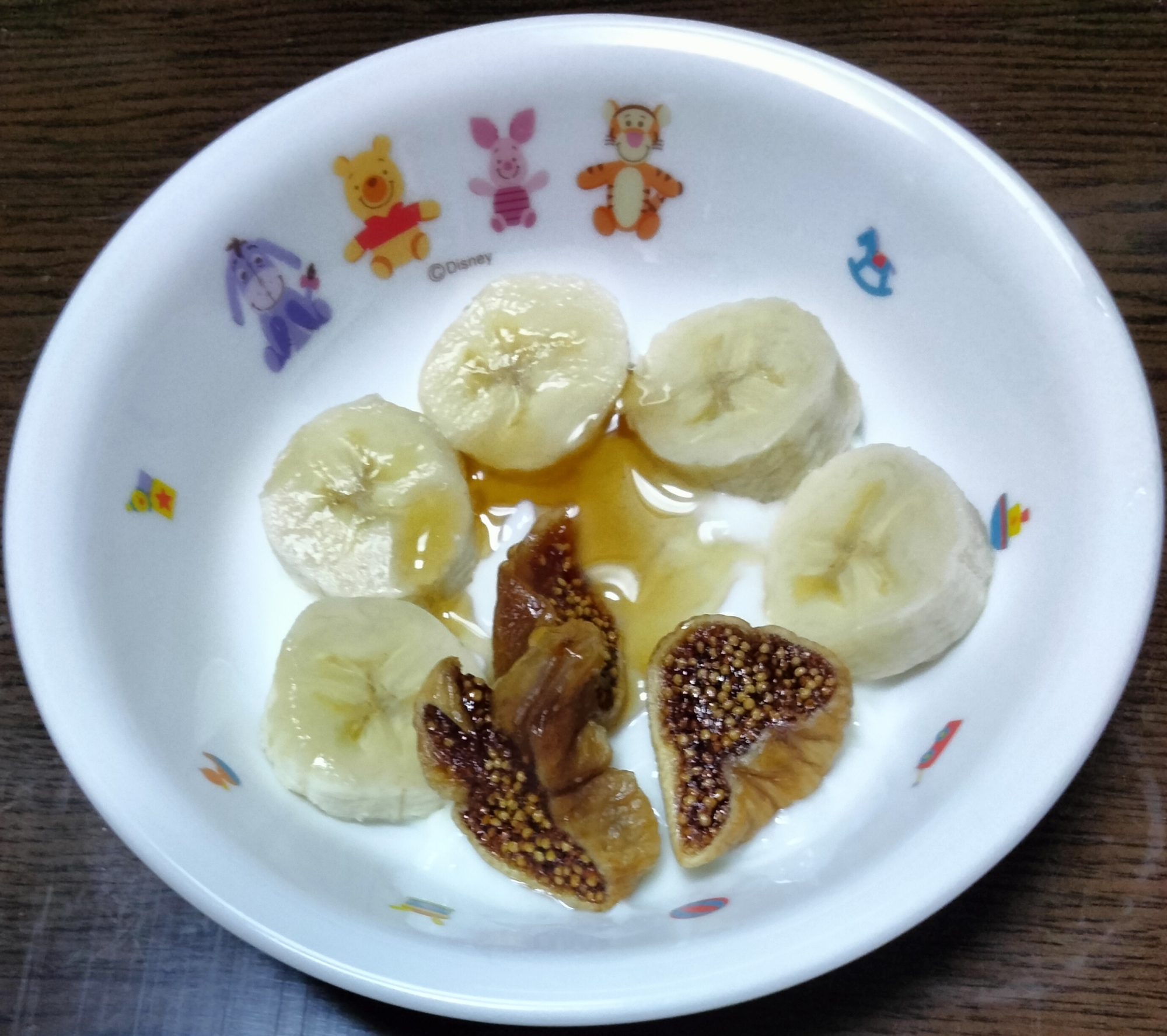 今日のヨーグルト♡バナナ&ドライいちじく
