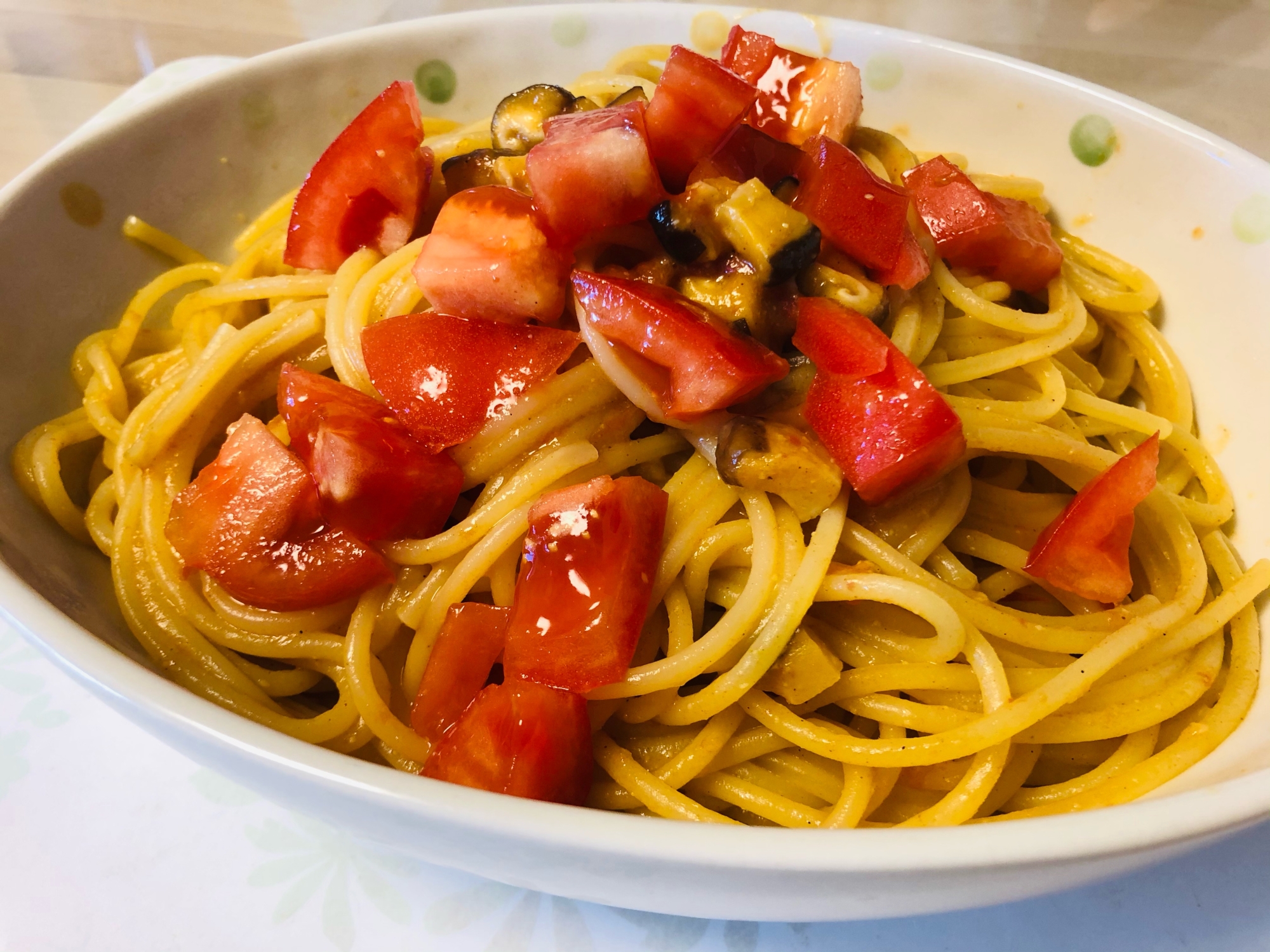 フレッシュトマトと味噌のパスタ