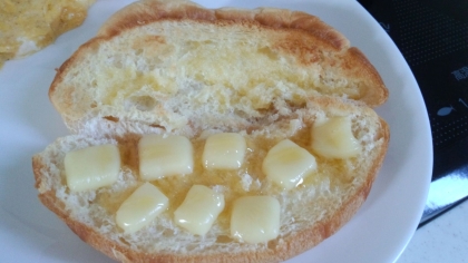 トロッとしたチーズと蜂蜜の組み合わせ、美味しかったです。ごちそう様でした(^^)