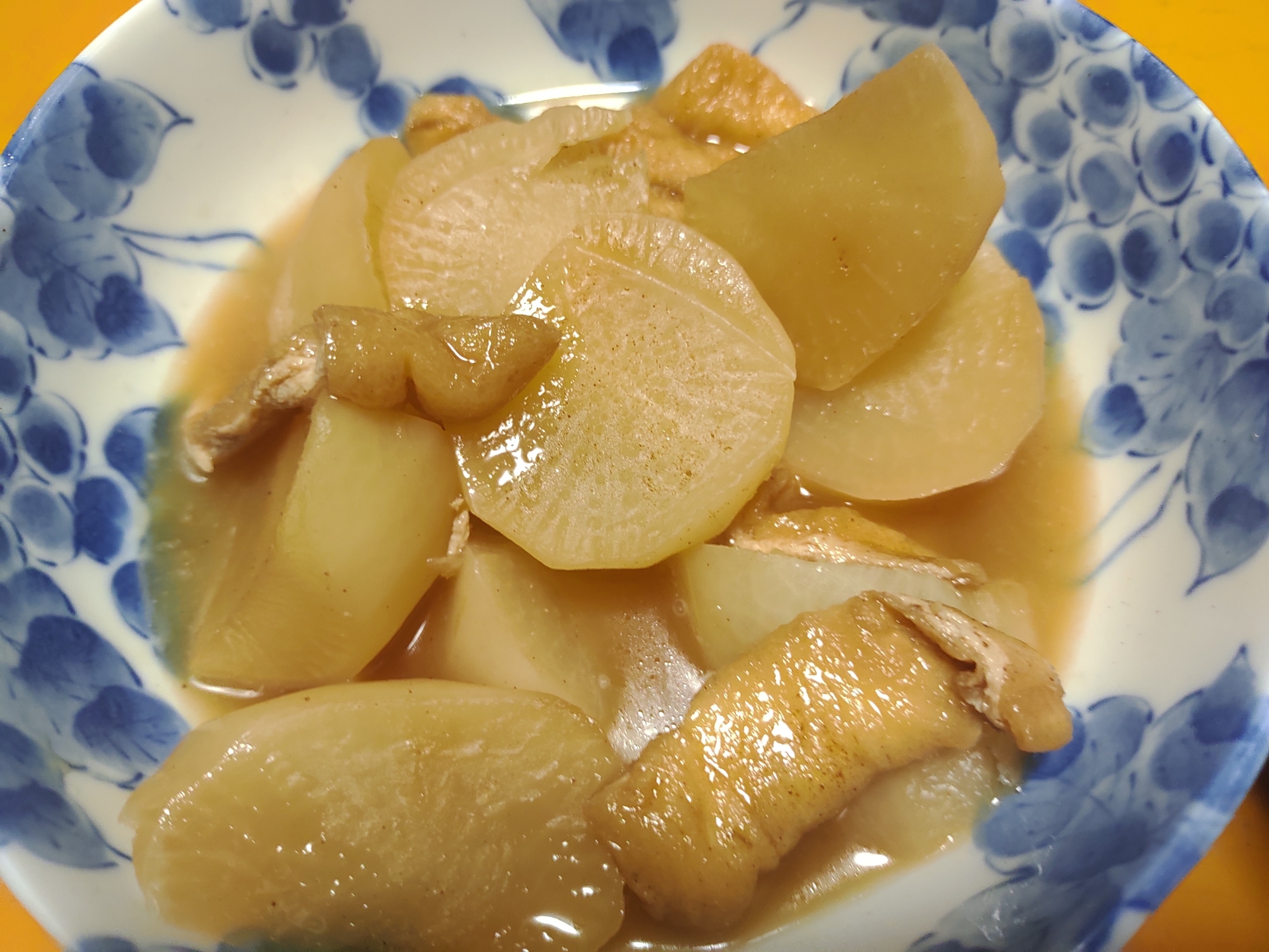 薄揚げと大根の煮物