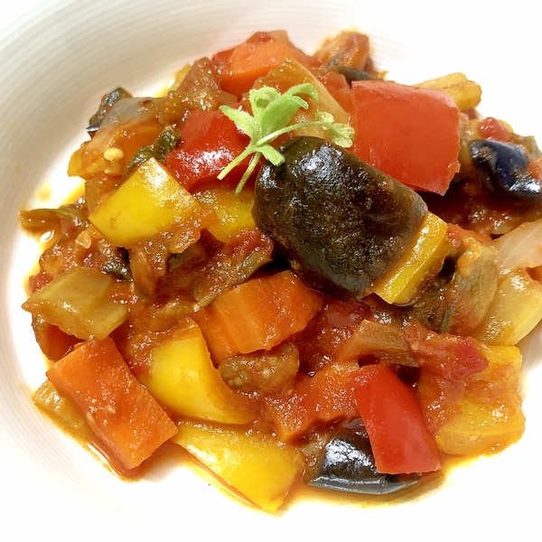 簡単 野菜たっぷり ラタトゥイユ 南フランス料理 レシピ 作り方 By M H 楽天レシピ 簡単 野菜たっぷり ラタトゥイユ 南フランス料理 レシピ 作り方 By M H 楽天レシピ