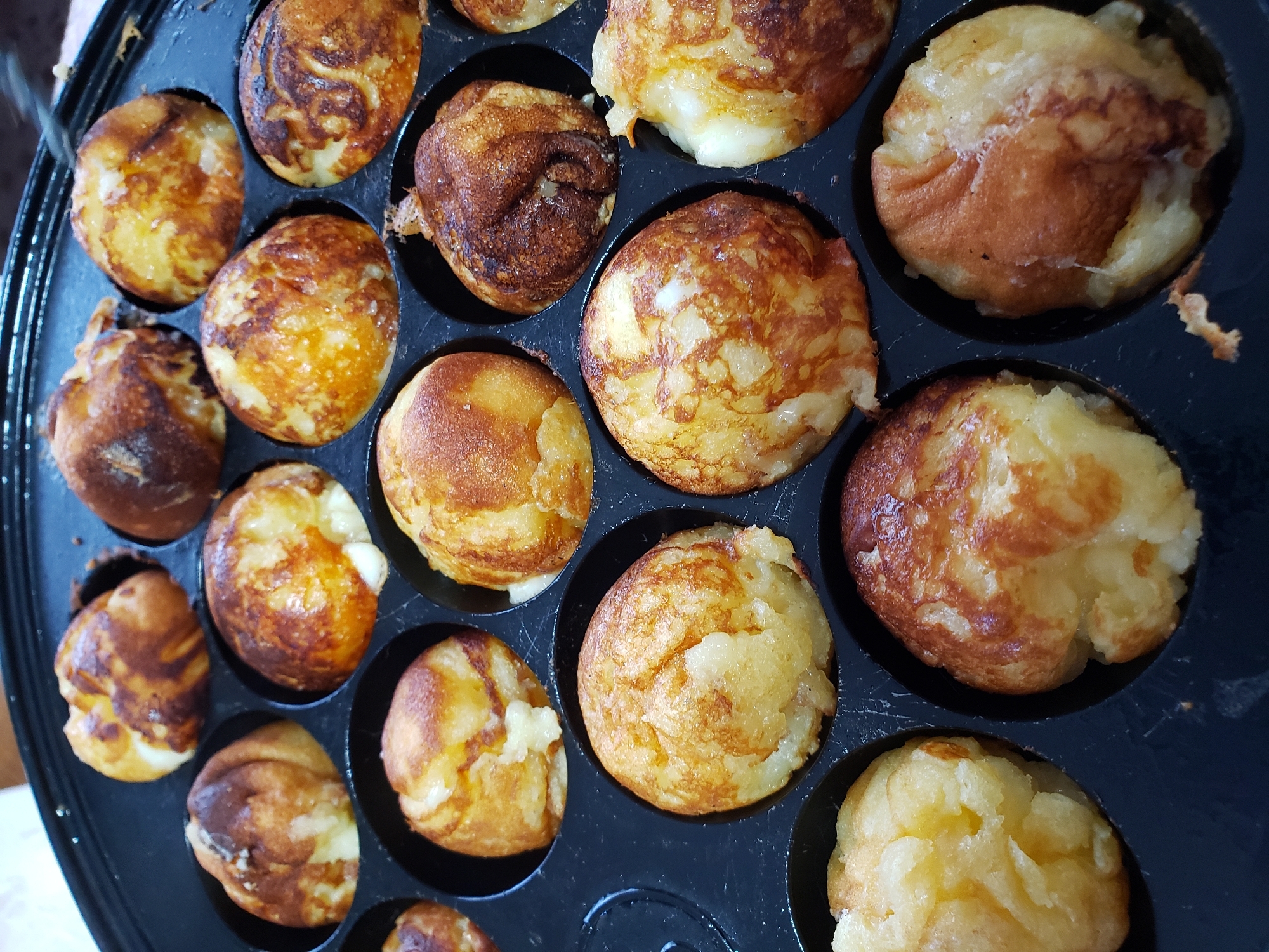 【おうち時間】たこ焼き器でチーズカステラ