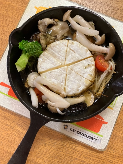 見栄えも食べ応えも抜群！キャンプ飯アヒージョ