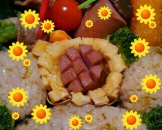 お弁当を可愛く♪ヒマワリみたいな卵&ソーセージ