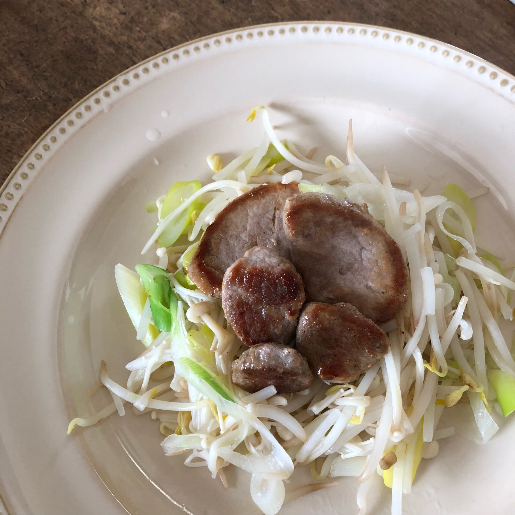 野菜たっぷり豚ヒレ肉ポン酢