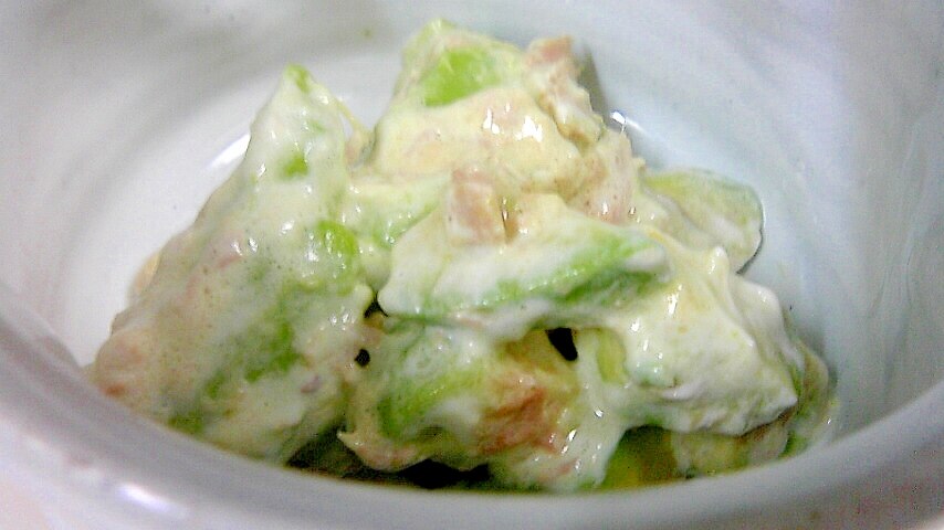 チキンとアボカドのサラダのレシピ