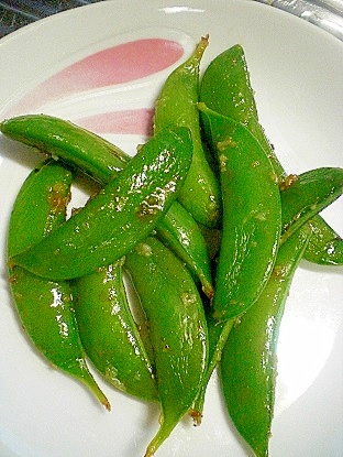 スナップエンドウのガーリック醤油ソテー レシピ 作り方 By ひろりん1106 楽天レシピ スナップエンドウのガーリック醤油ソテー レシピ 作り方 By ひろりん1106 楽天レシピ