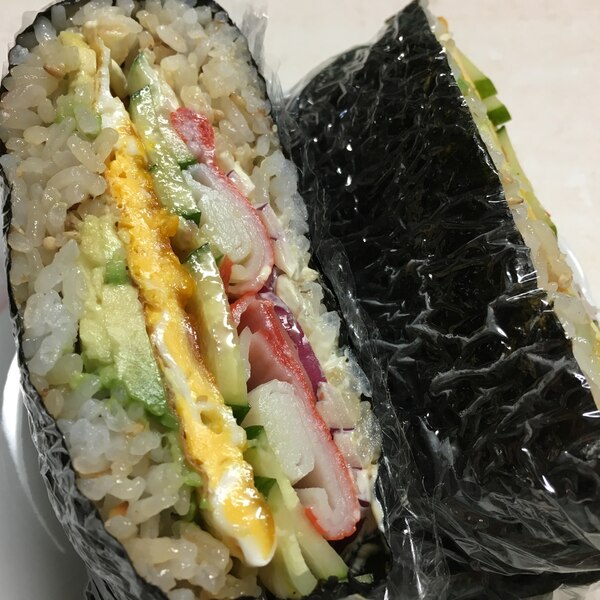 おにぎらず アボカド 目玉焼き レシピ 作り方 By ミシェル ラ フランス 楽天レシピ おにぎらず アボカド 目玉焼き レシピ 作り方 By ミシェル ラ フランス 楽天レシピ