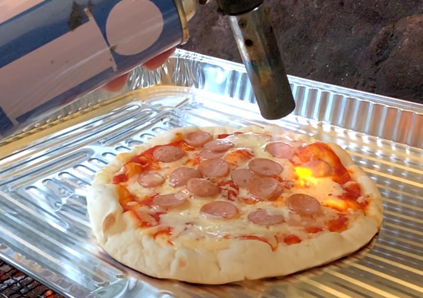 バーベキューでチルドピザ レシピ 作り方 By まる 楽天レシピ バーベキューでチルドピザ レシピ 作り方 By まる 楽天レシピ