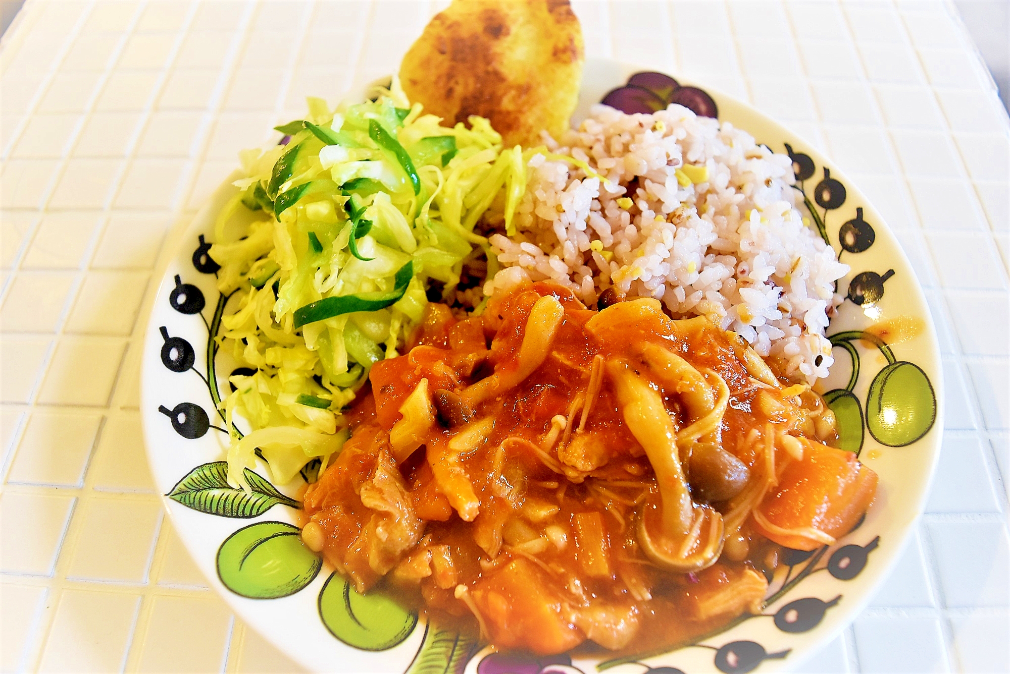 簡単カフェ飯 雑穀米とトマト煮込みのワンプレート レシピ 作り方 By マイケル57 楽天レシピ