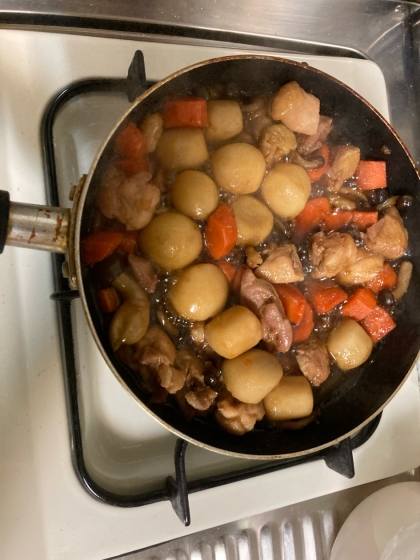里芋と鶏もも肉の煮物