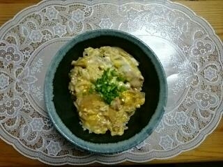 楽天レシピを見ながら料理を作り始めて、親子丼はこれで３回目ですが、本当にふわふわとおいしくできました！