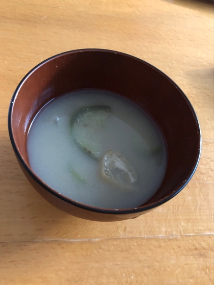 なすと油揚げの味噌汁