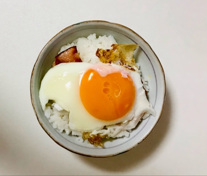 ふっくら半熟のハムエッグの焼き方