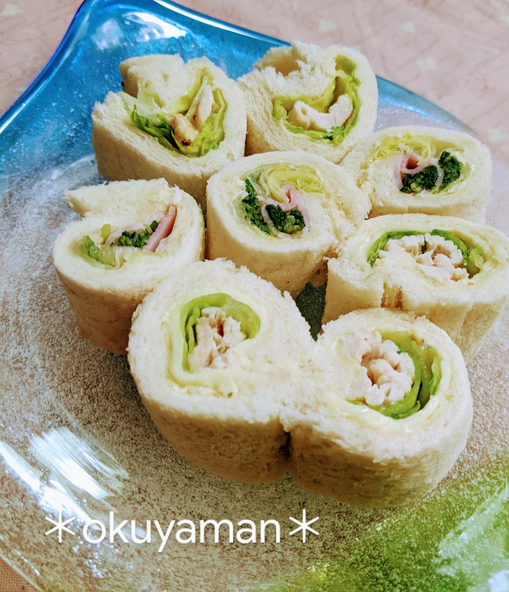 チキンやベーコンで、クルクルパン♫