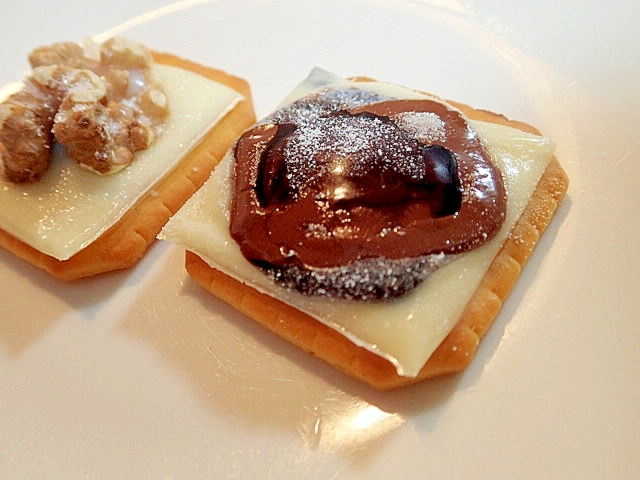 チーズとチョコの焼きクラッカー