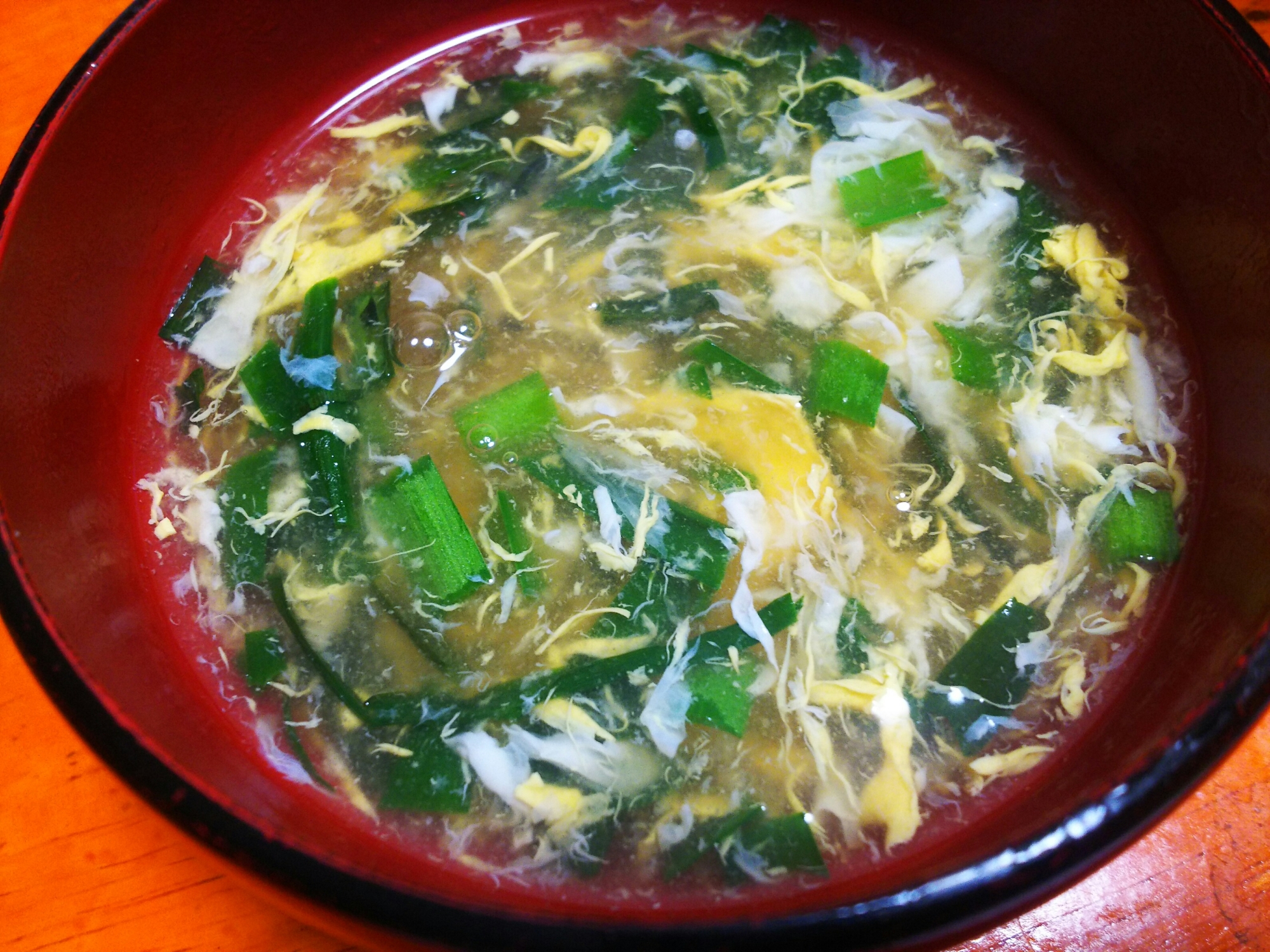 にんにくとにらとたまごのスタミナスープ