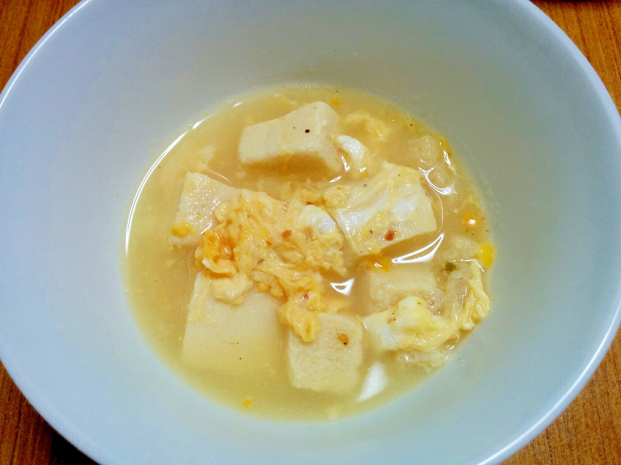 高野豆腐と卵の味噌汁