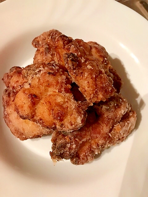 肉汁溢れだす唐揚げガッツリにんにく風味